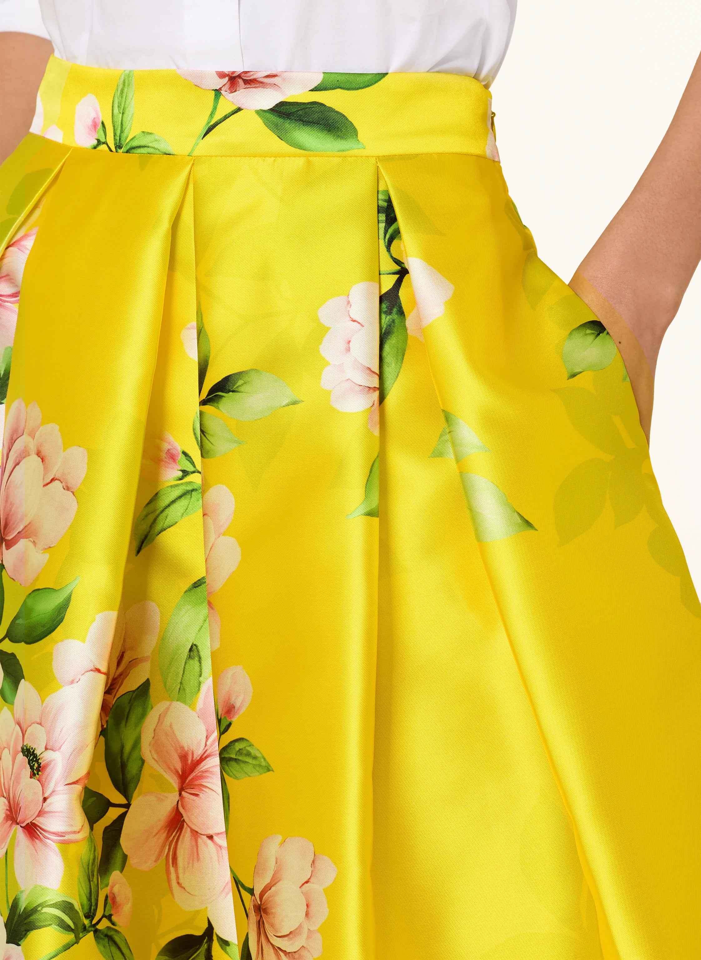 Luna K Greta - BoUvy