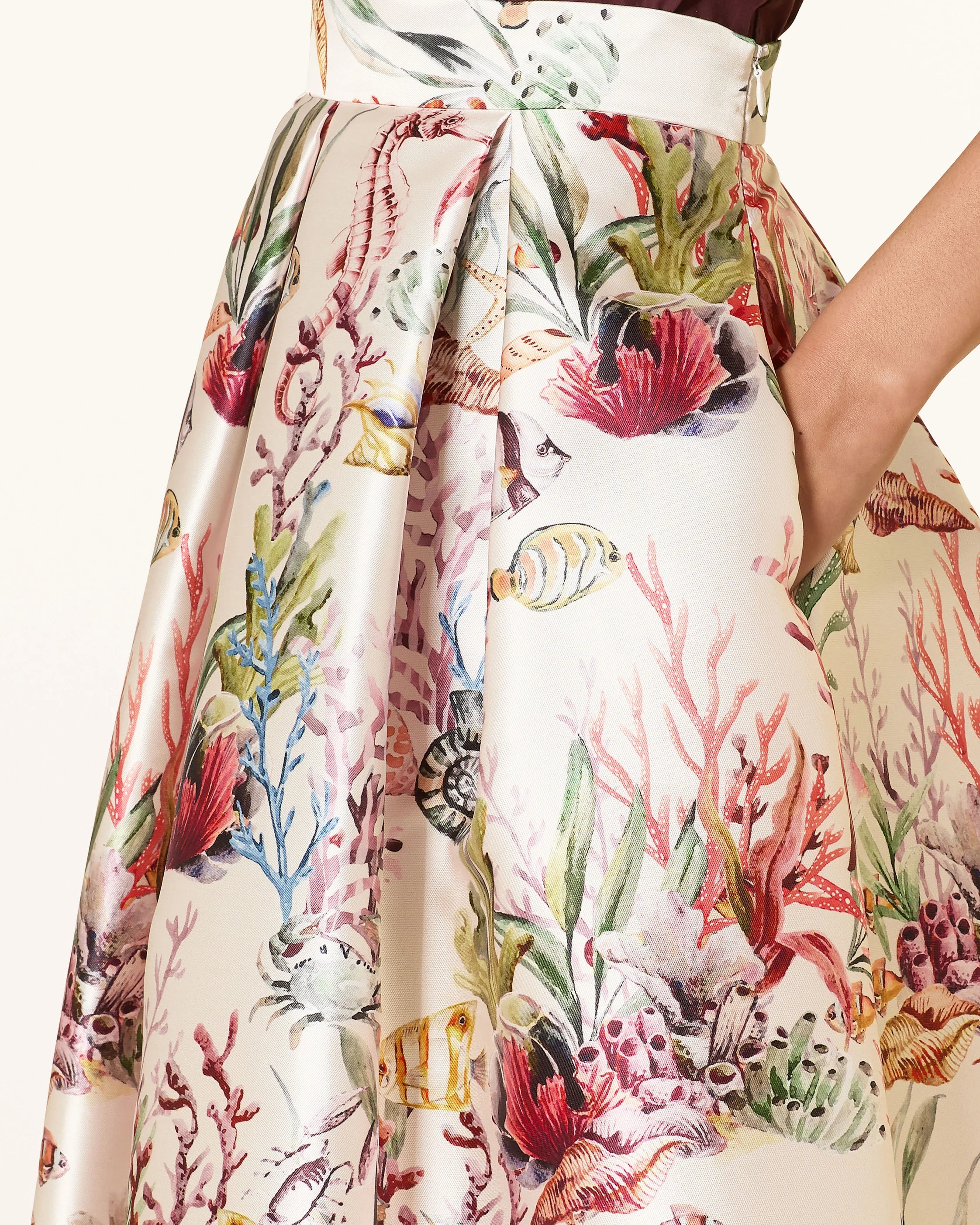 Luna K Tropicana - BoUvy