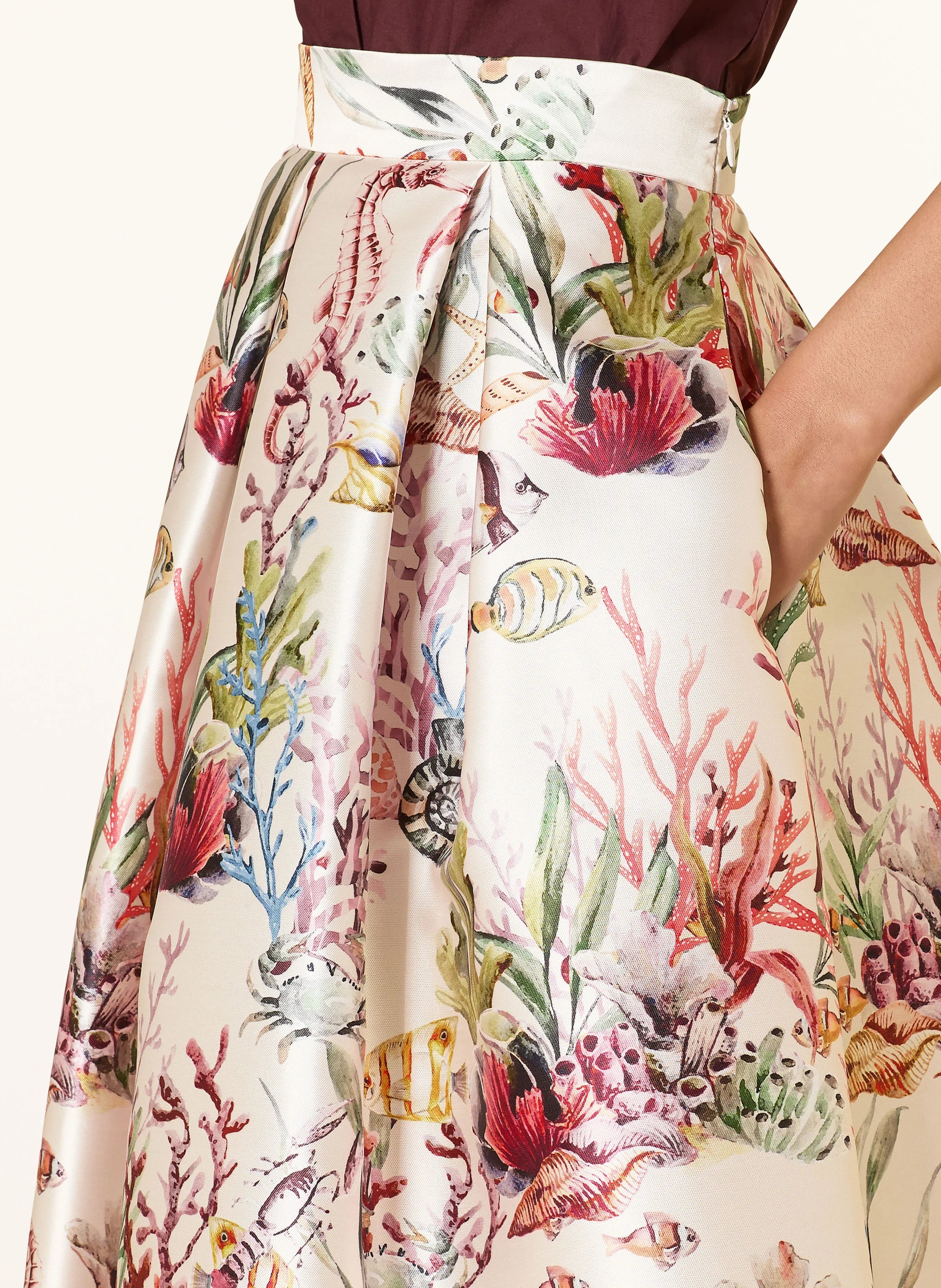 Luna K Tropicana - BoUvy