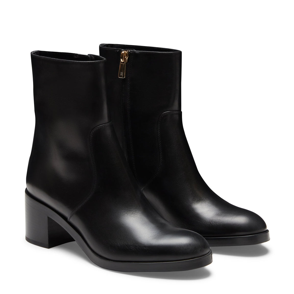 Women’s smooth black leather ankle boot | BoUvy
