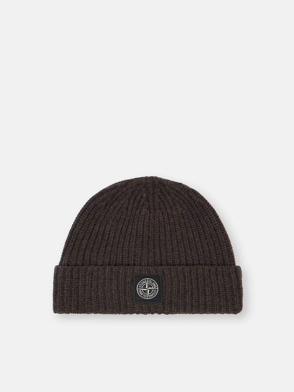 Ribbed knit beanie with Compass logo patch - BoUvy