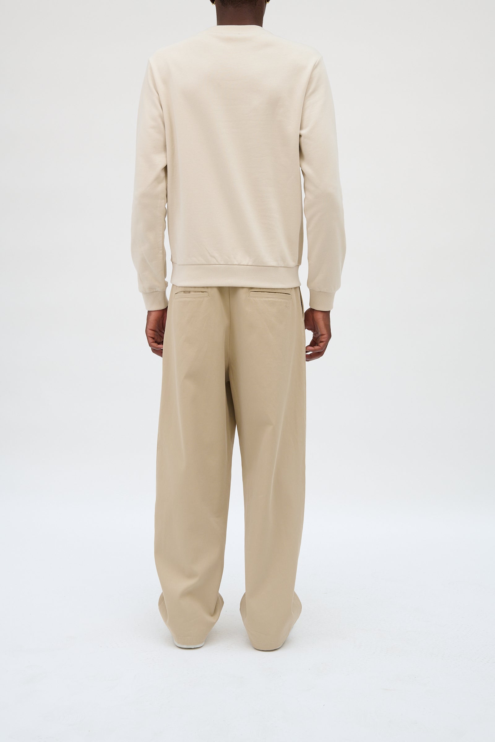 Standard Rue Madame Sweatshirt - BoUvy