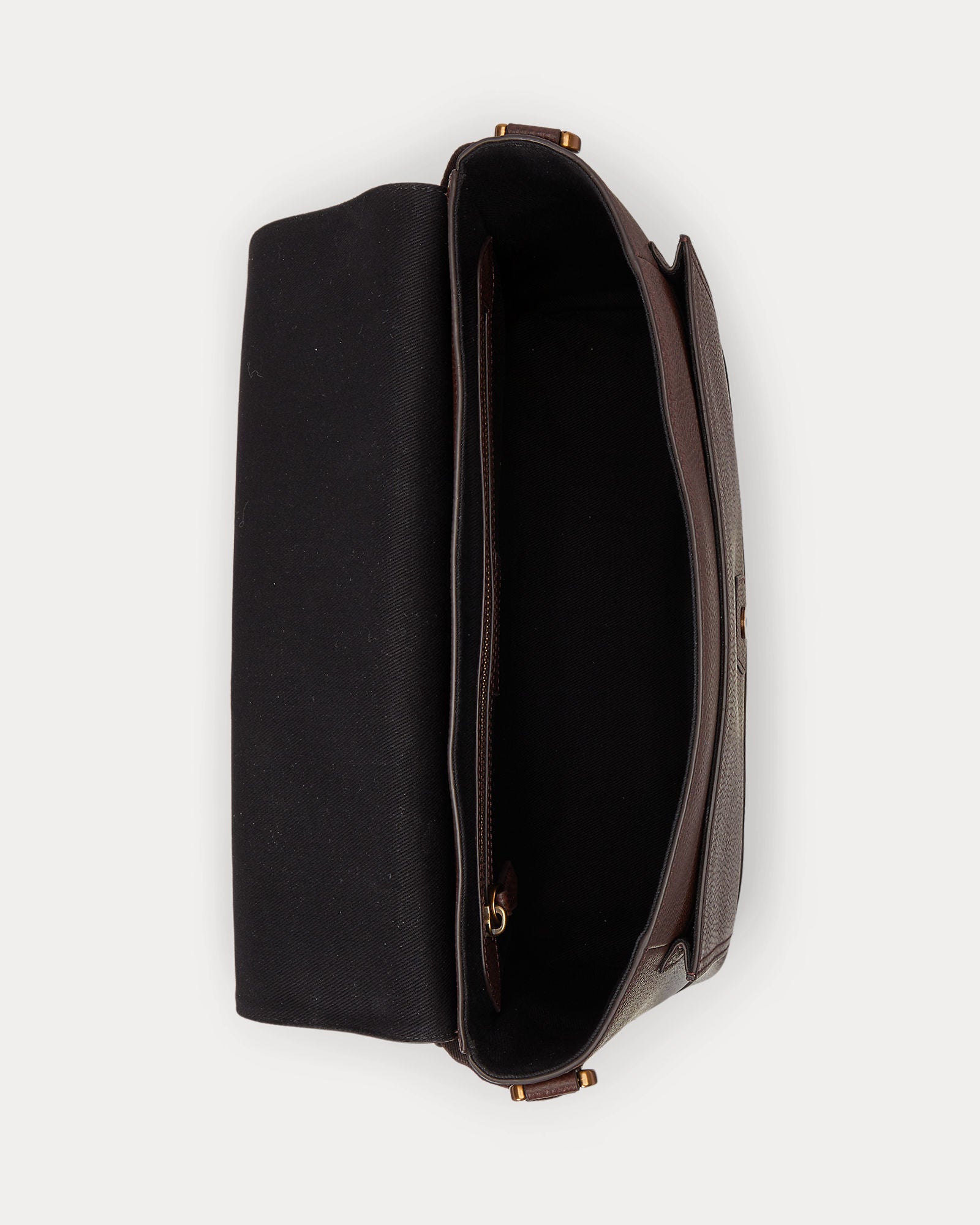 PEBBLED LEATHER MESSENGER BAG | BoUvy
