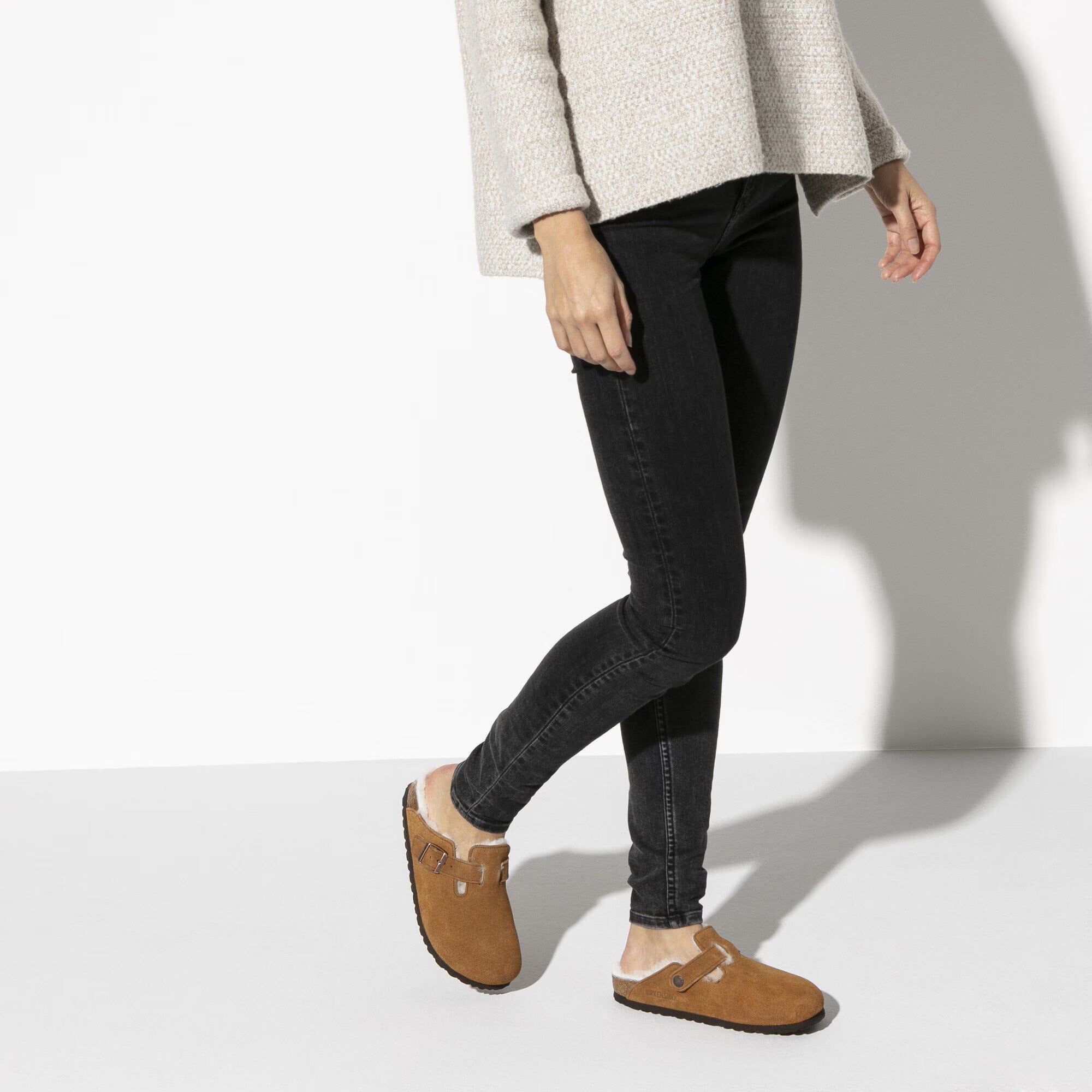 Boston Shearling Suede Leather in Color Mink | BoUvy
