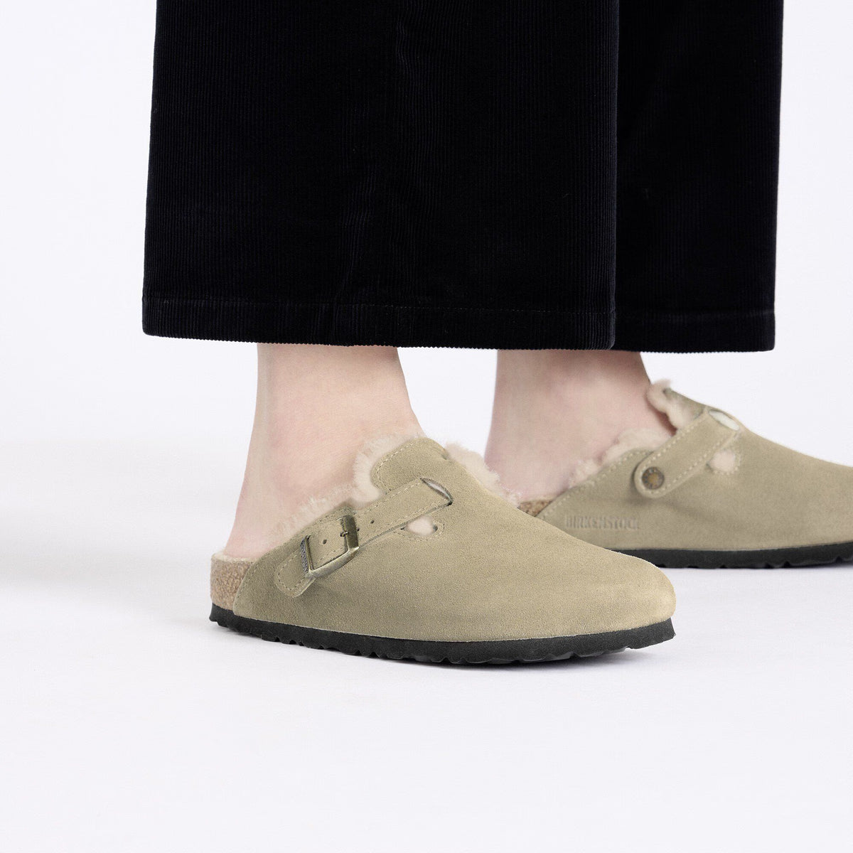 Boston Shearling Suede Leather in Color Taupe | BoUvy