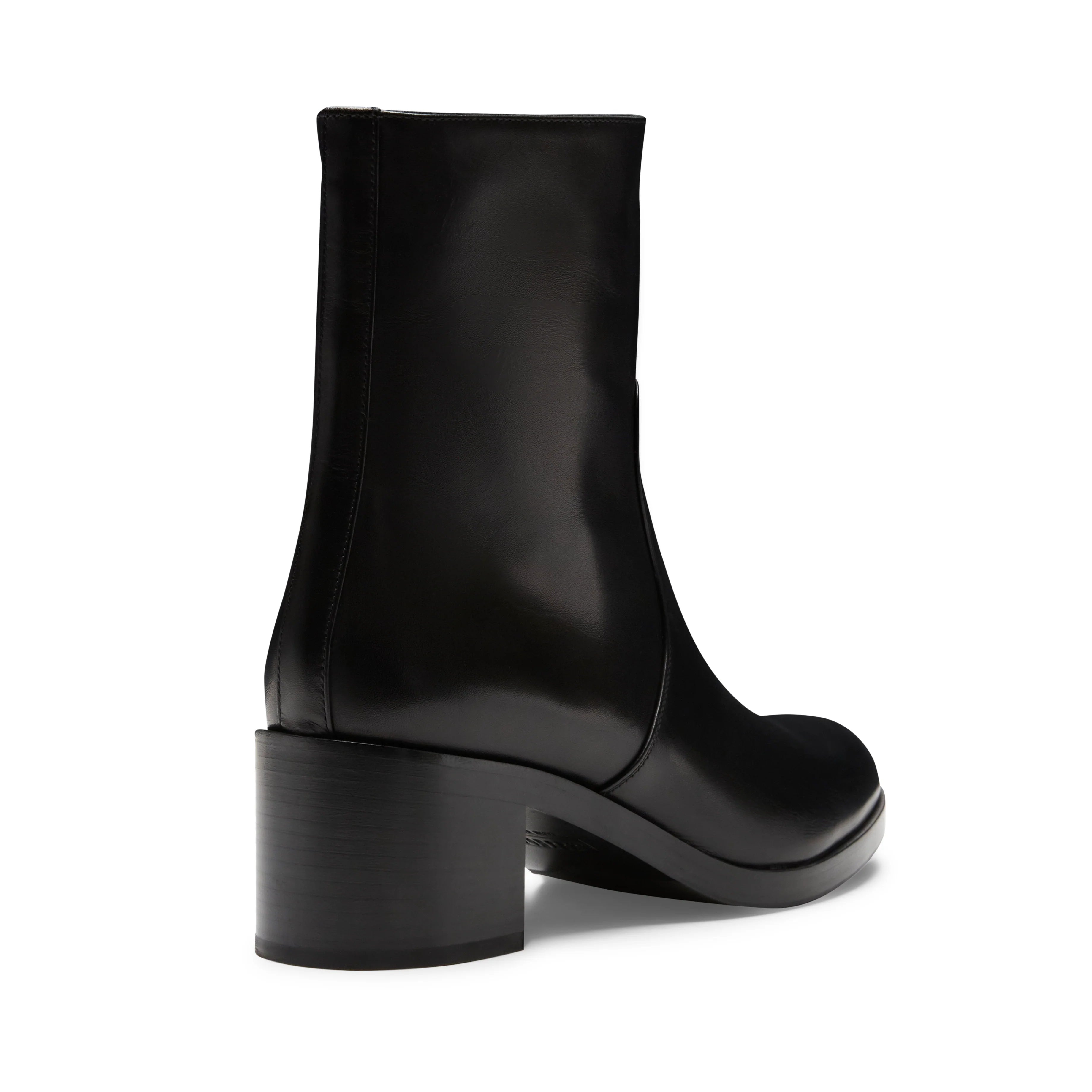 Women’s smooth black leather ankle boot | BoUvy
