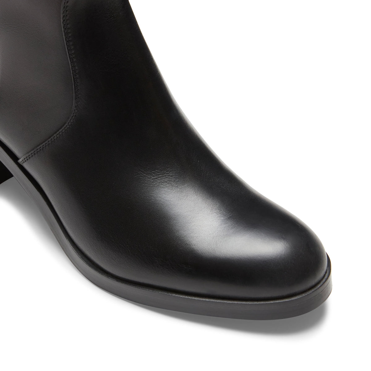 Women’s smooth black leather ankle boot | BoUvy