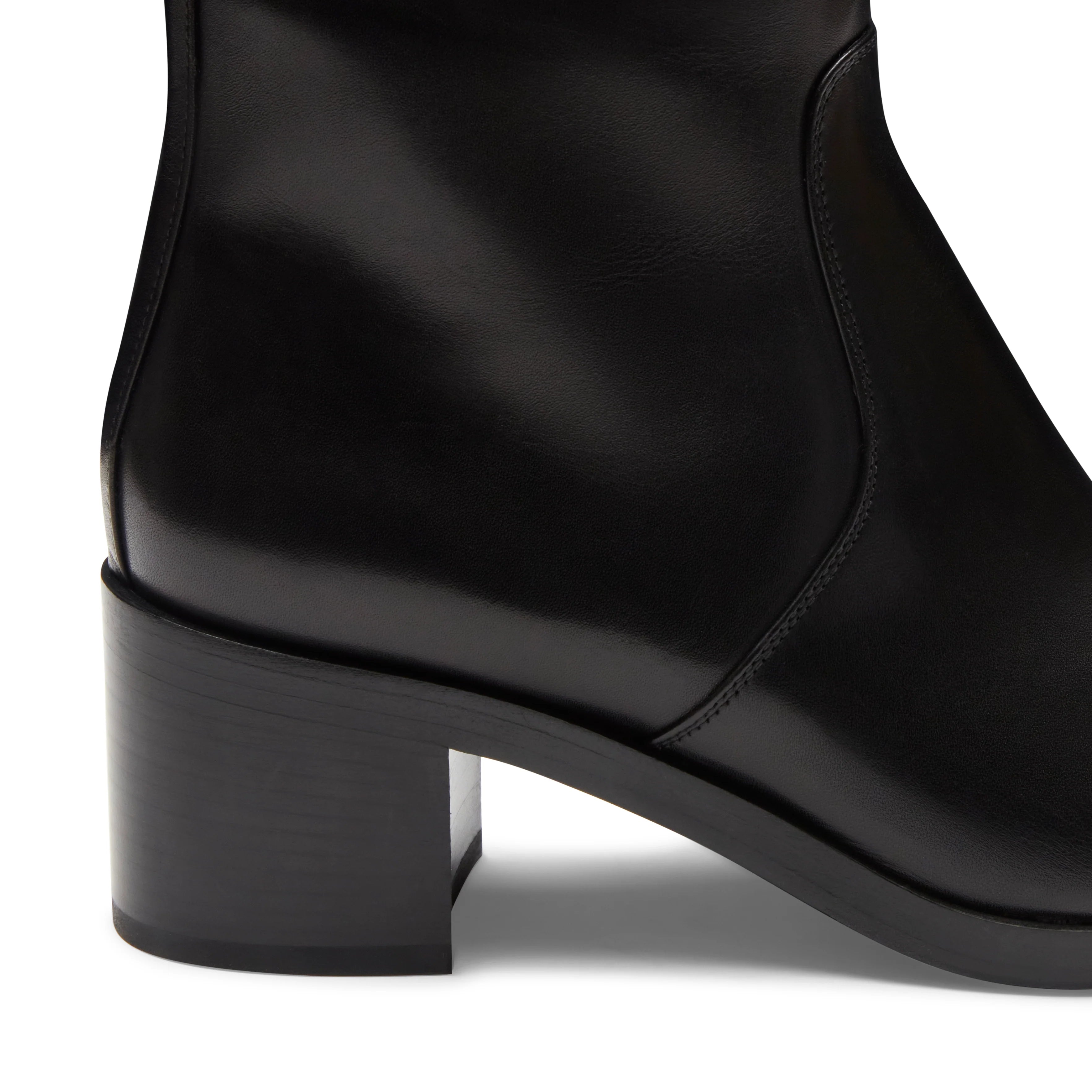 Women’s smooth black leather ankle boot | BoUvy