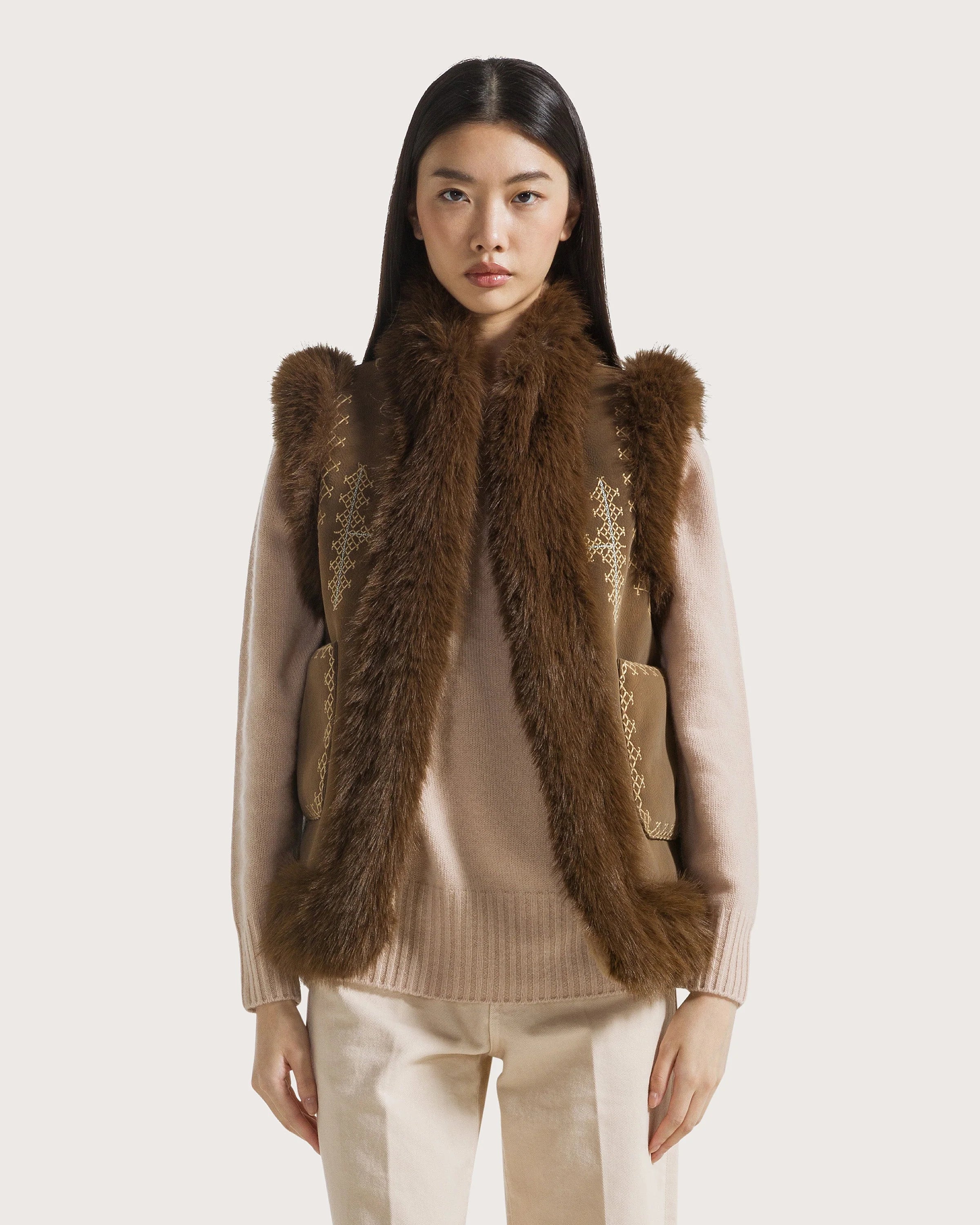 Faux shearling vest | BoUvy