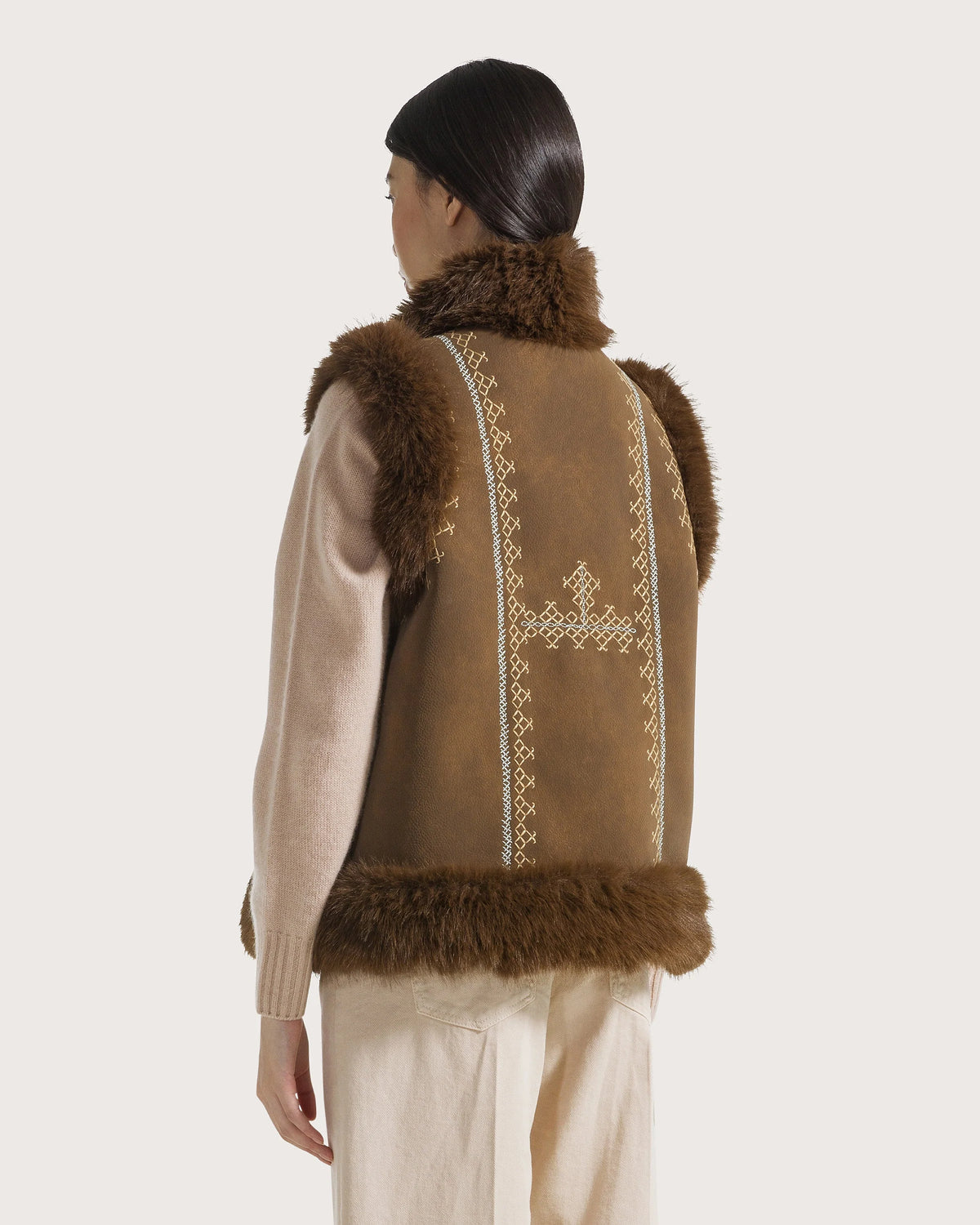 Faux shearling vest | BoUvy