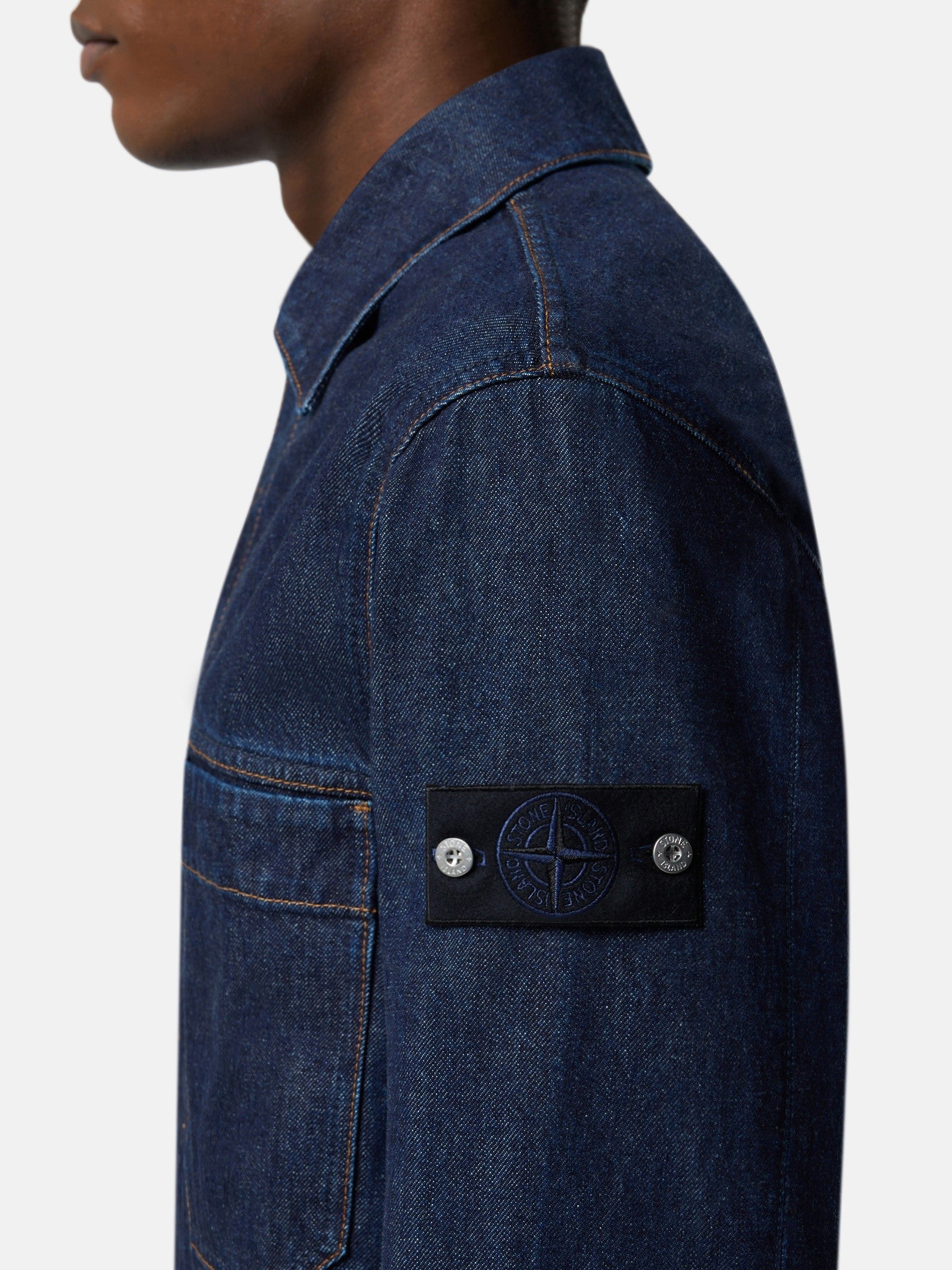 Coach jacket with button fastening - BoUvy