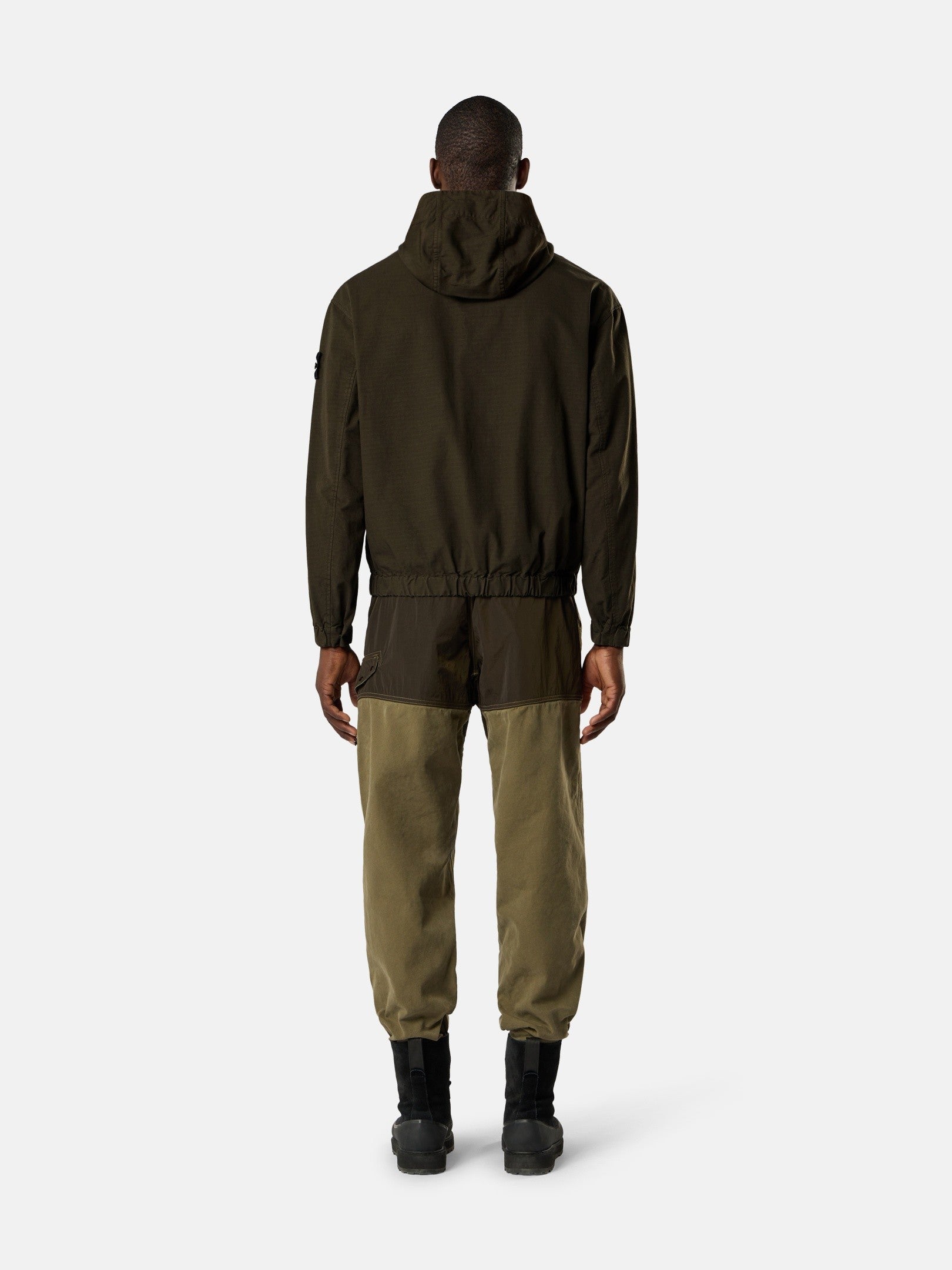 Comfort-fit hooded overshirt with zip pockets - BoUvy