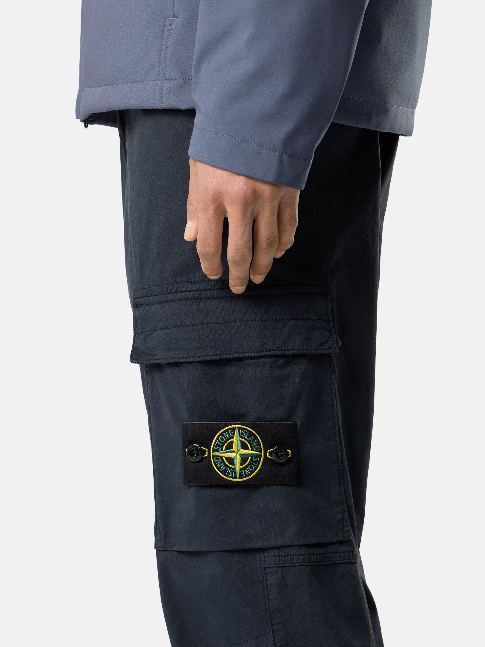 Regular-tapered-fit cargo trousers - BoUvy