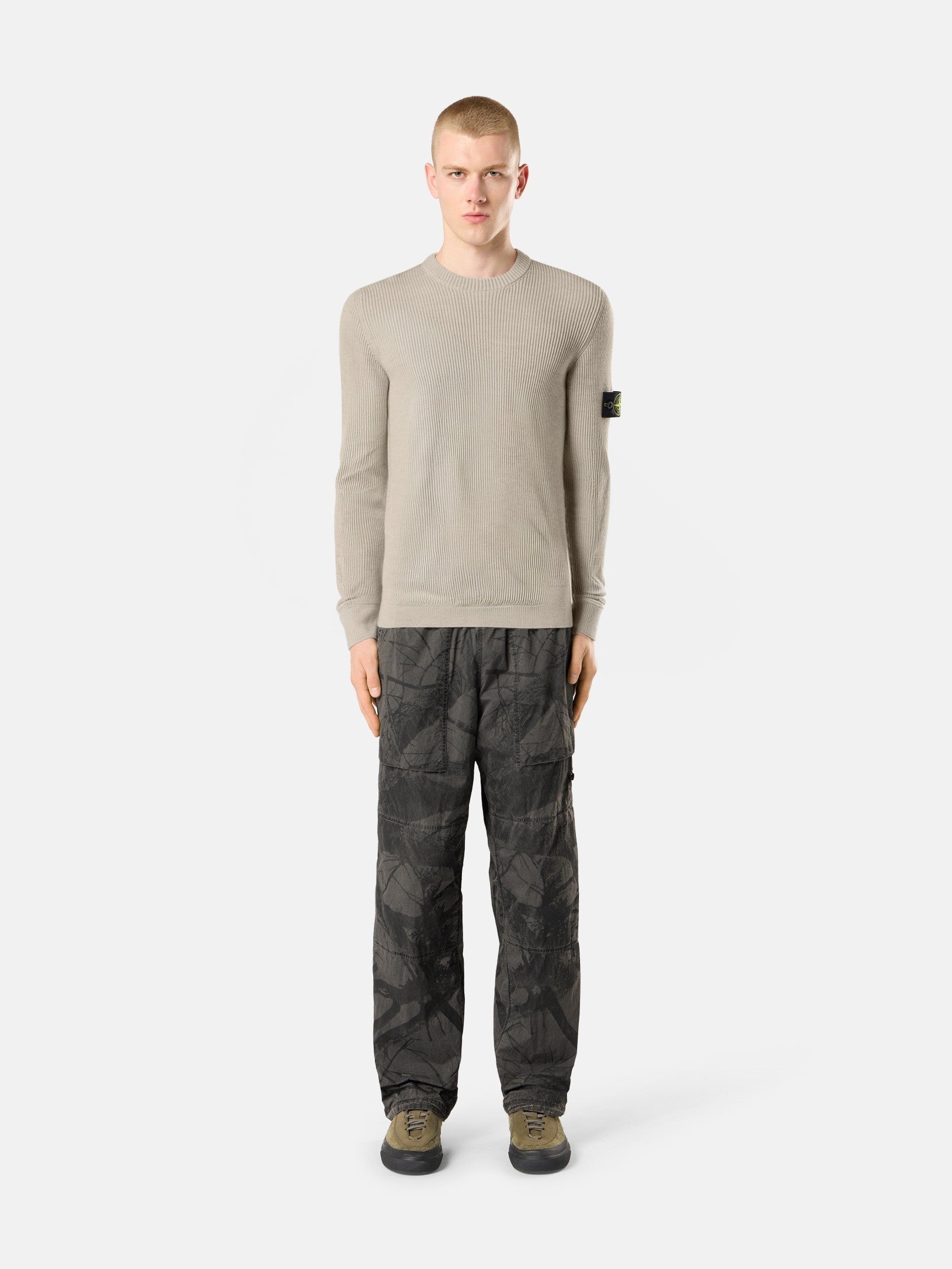 Regular-fit crewneck jumper with fine-ribbed trims - BoUvy