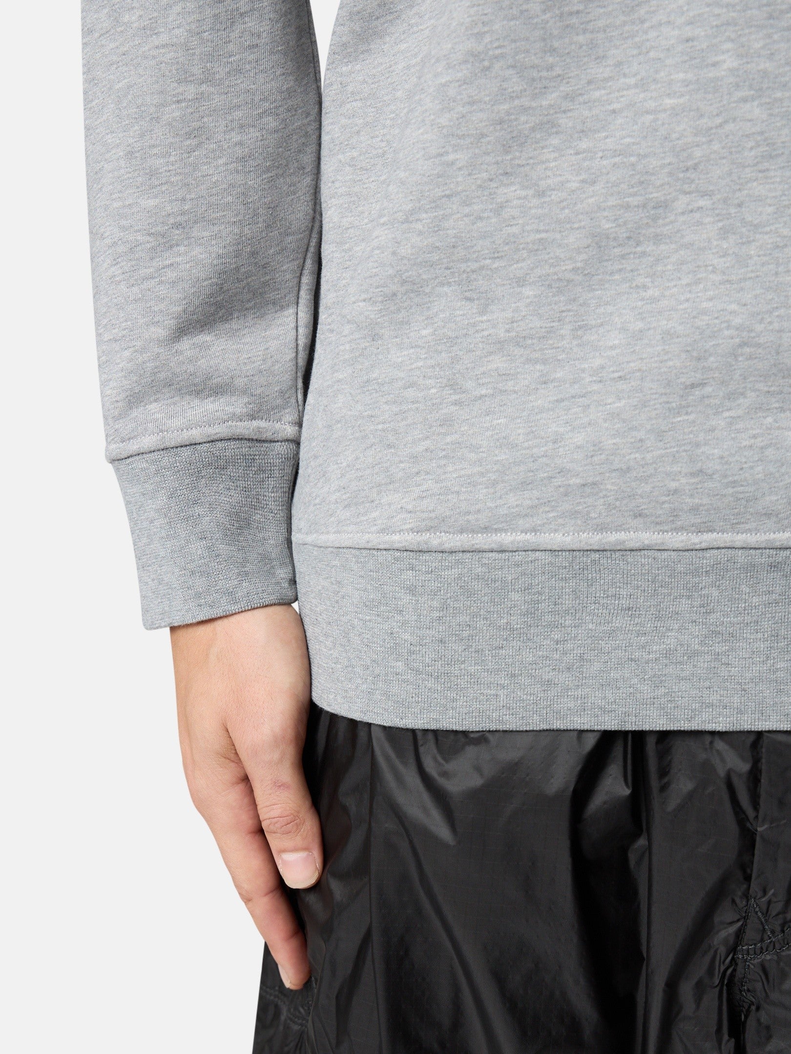 Regular-fit crewneck sweatshirt with ribbed inserts - BoUvy