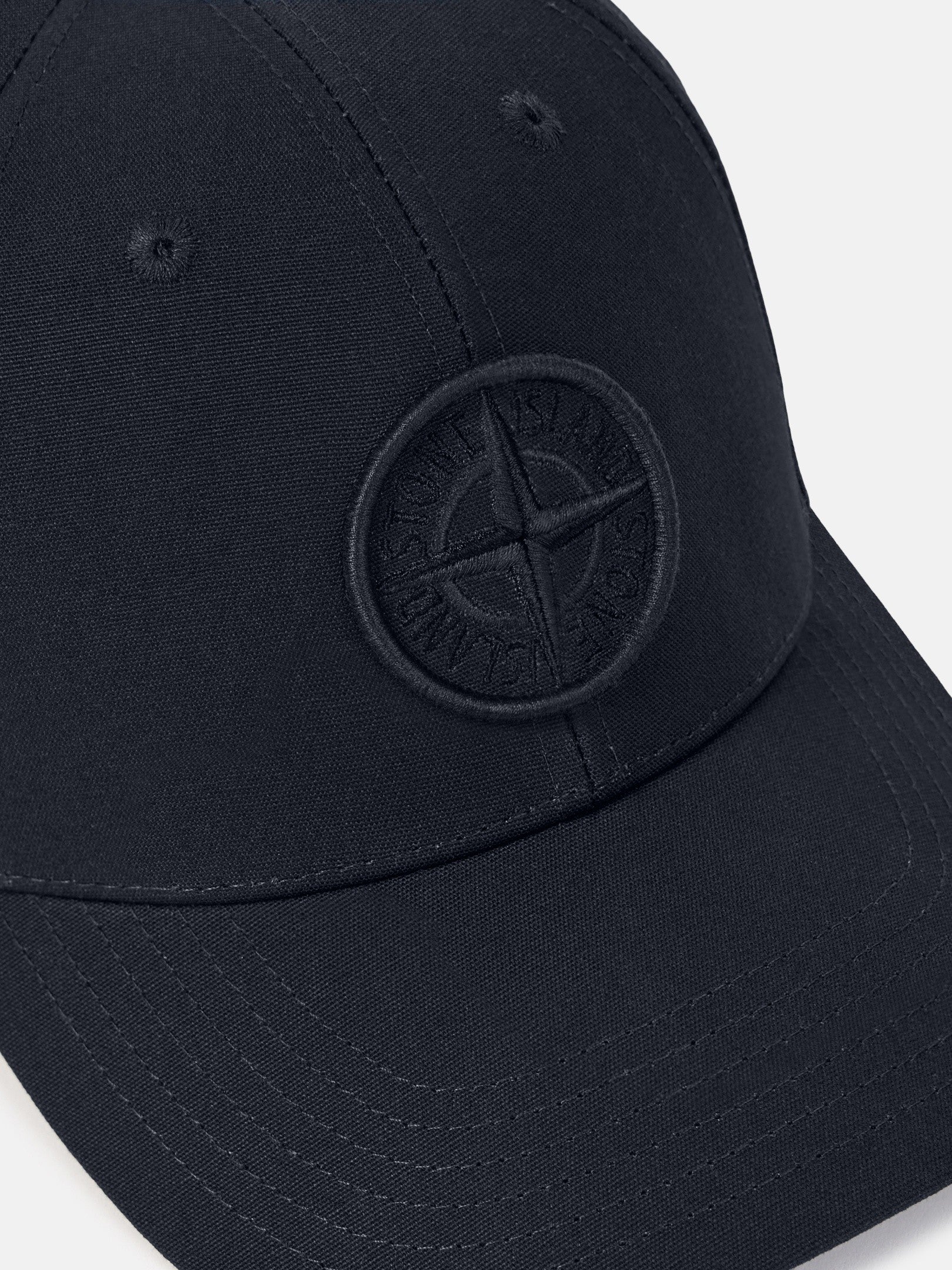 Baseball cap with Compass embroidery - BoUvy