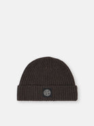 Ribbed knit beanie with Compass logo patch - BoUvy