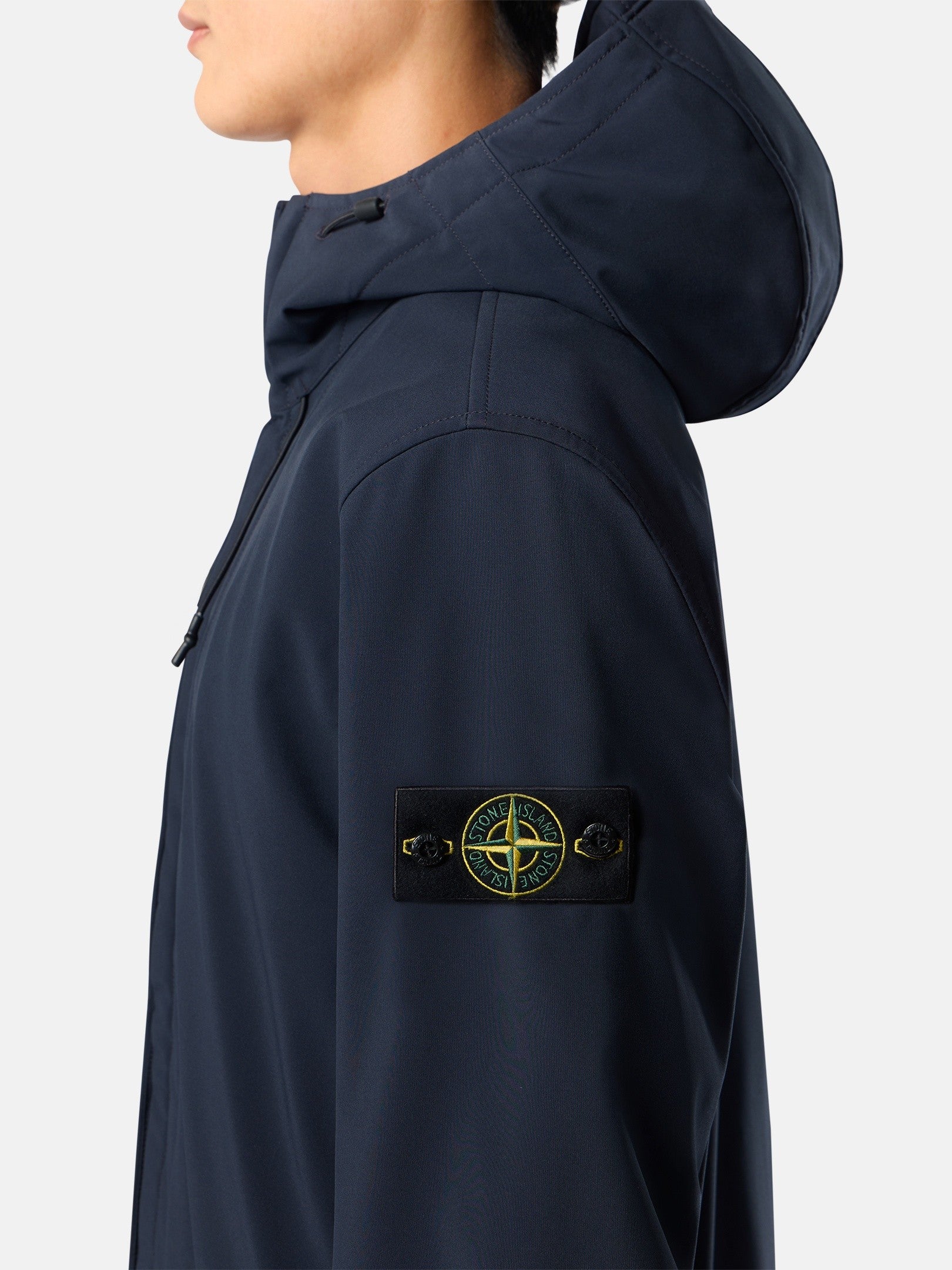 Hooded jacket with wind- and water-resistant membrane - BoUvy
