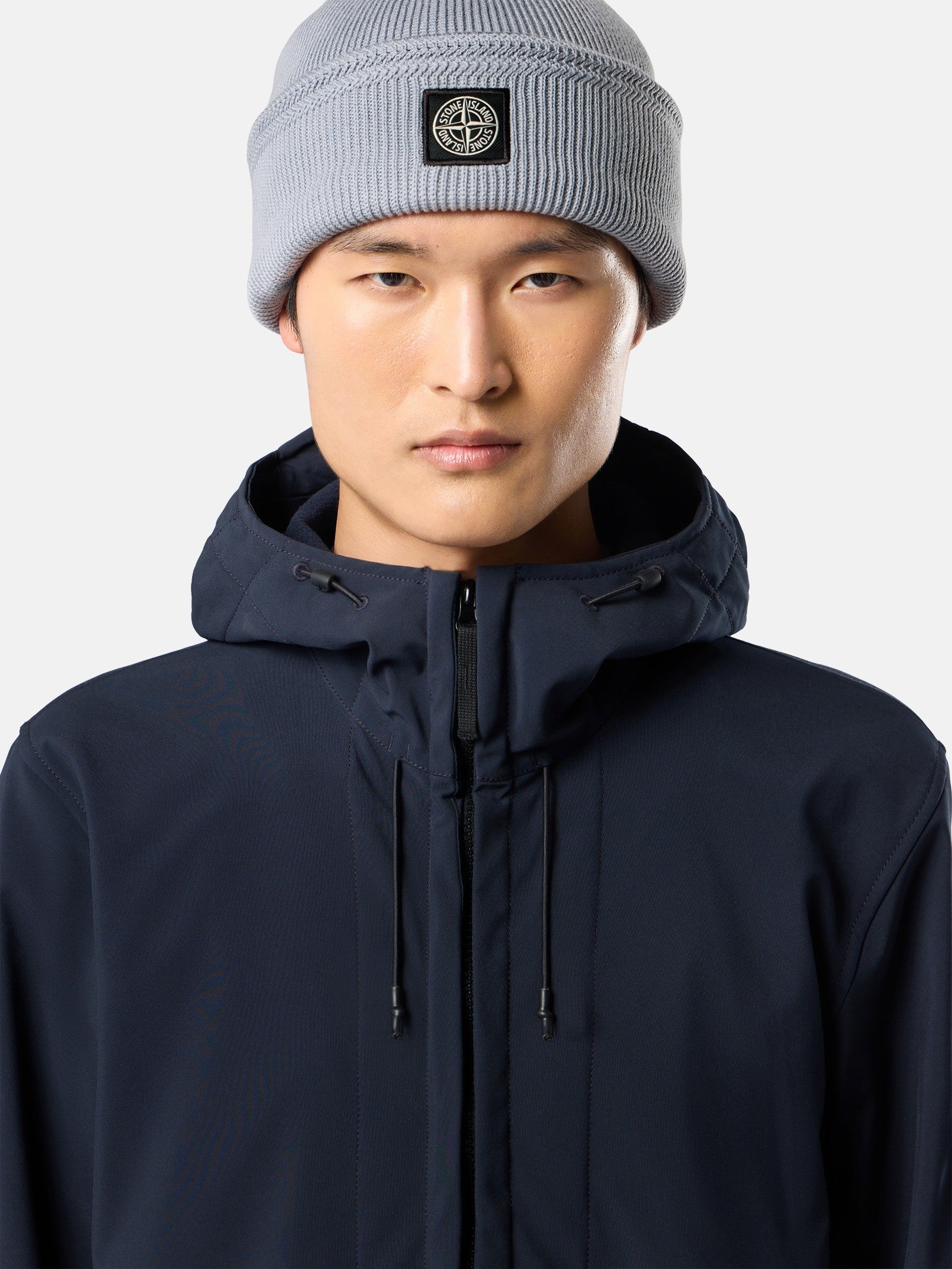 Hooded jacket with wind- and water-resistant membrane - BoUvy