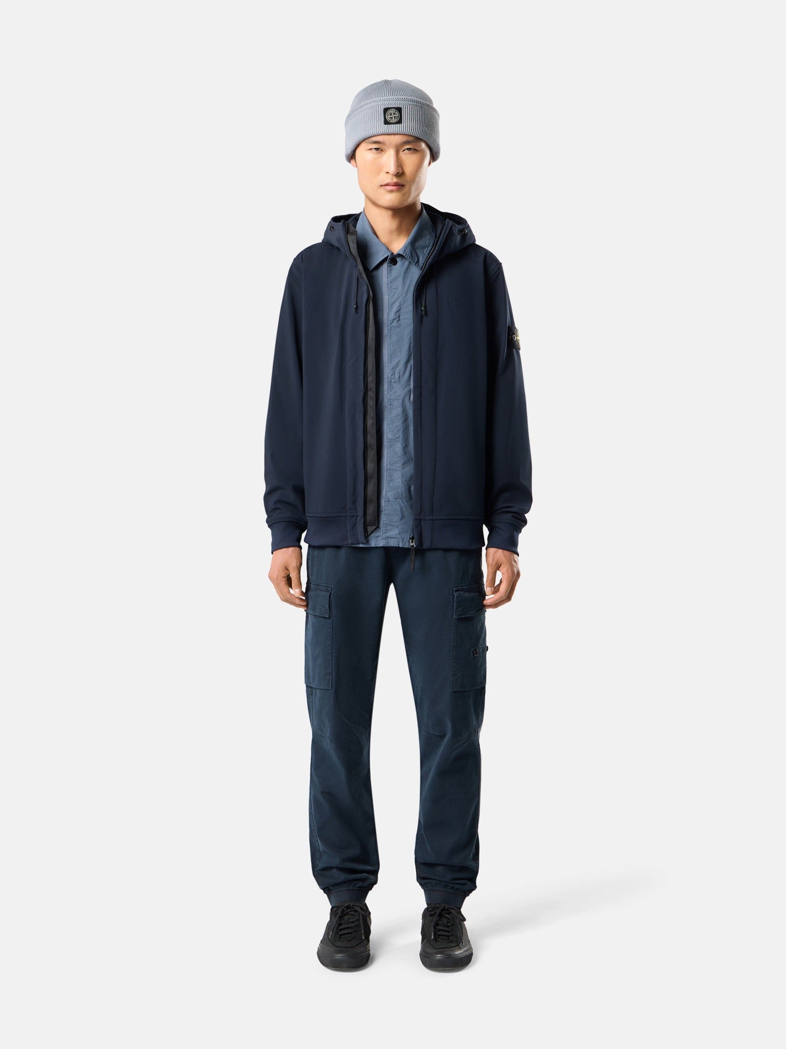 Hooded jacket with wind- and water-resistant membrane - BoUvy