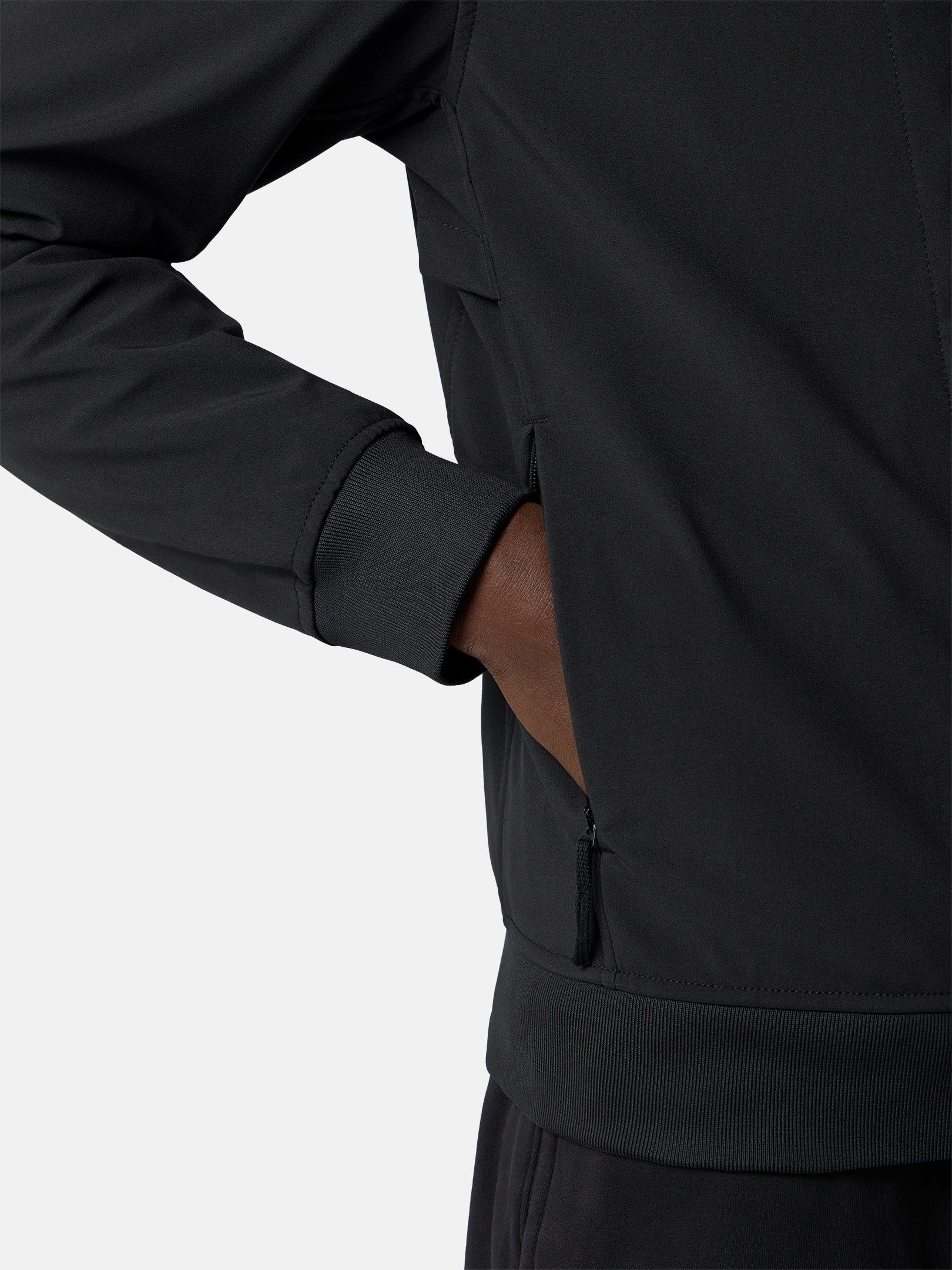 Hooded jacket with wind- and water-resistant membrane - BoUvy
