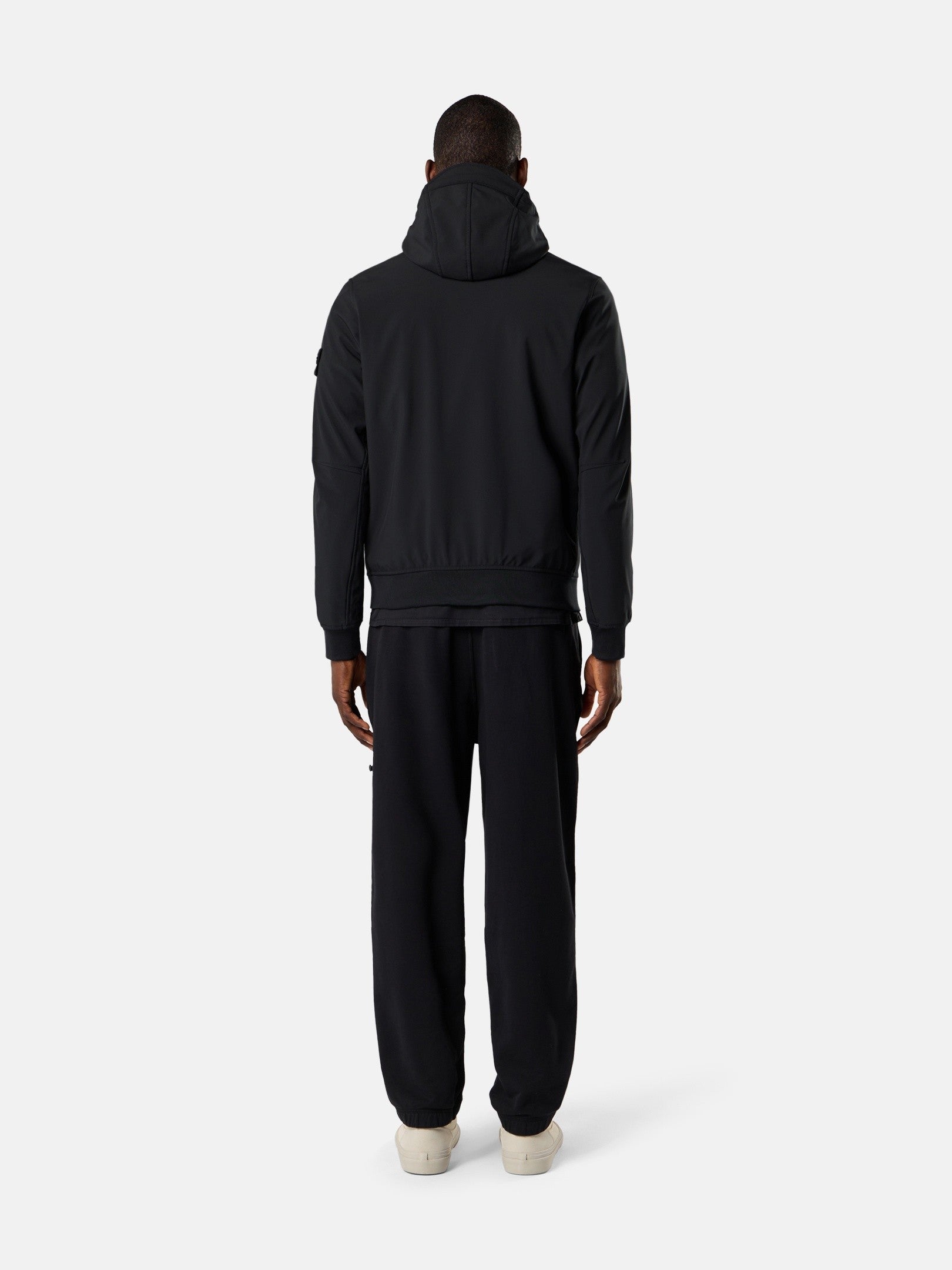 Hooded jacket with wind- and water-resistant membrane - BoUvy