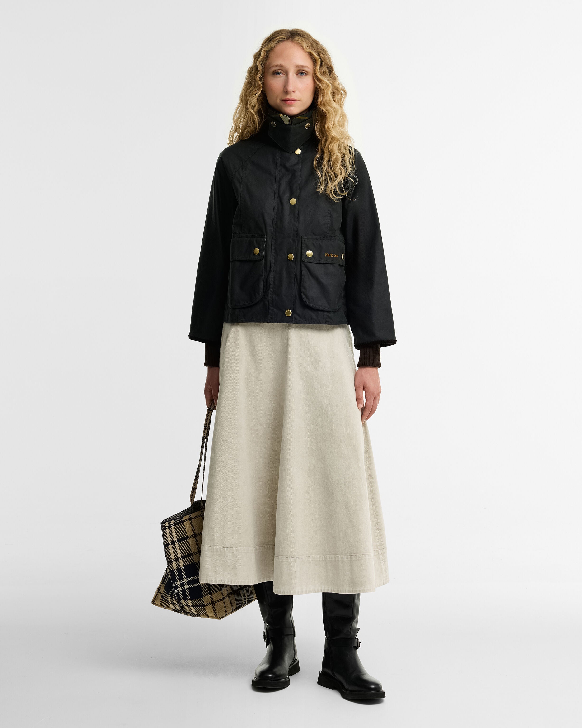 Cropped Beadnell Waxed Jacket | BoUvy