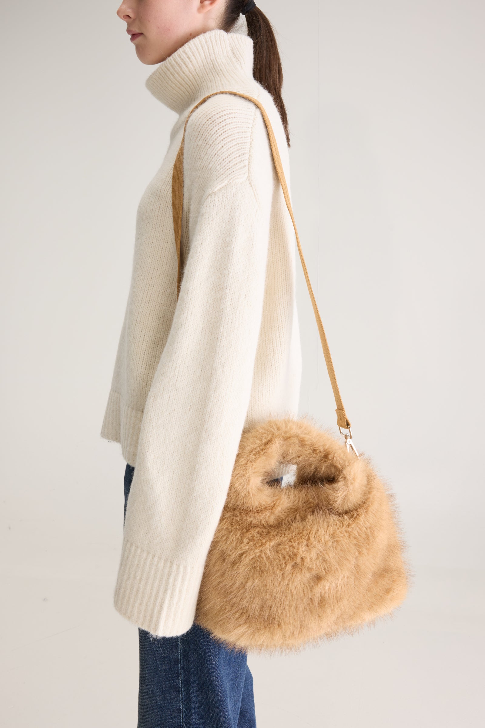 HOCHET | BoUvy